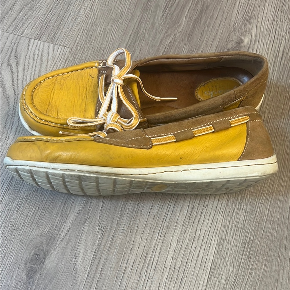 Clarks Women's Yellow Leather Loafers - Picture 4 of 6